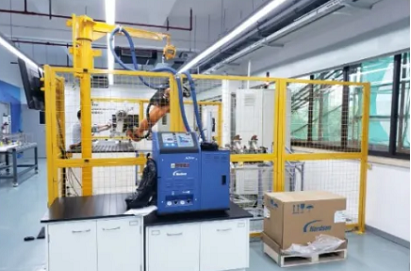 3M胶粘之家拍了拍你，你的粘接”高定”自动化方案已上线